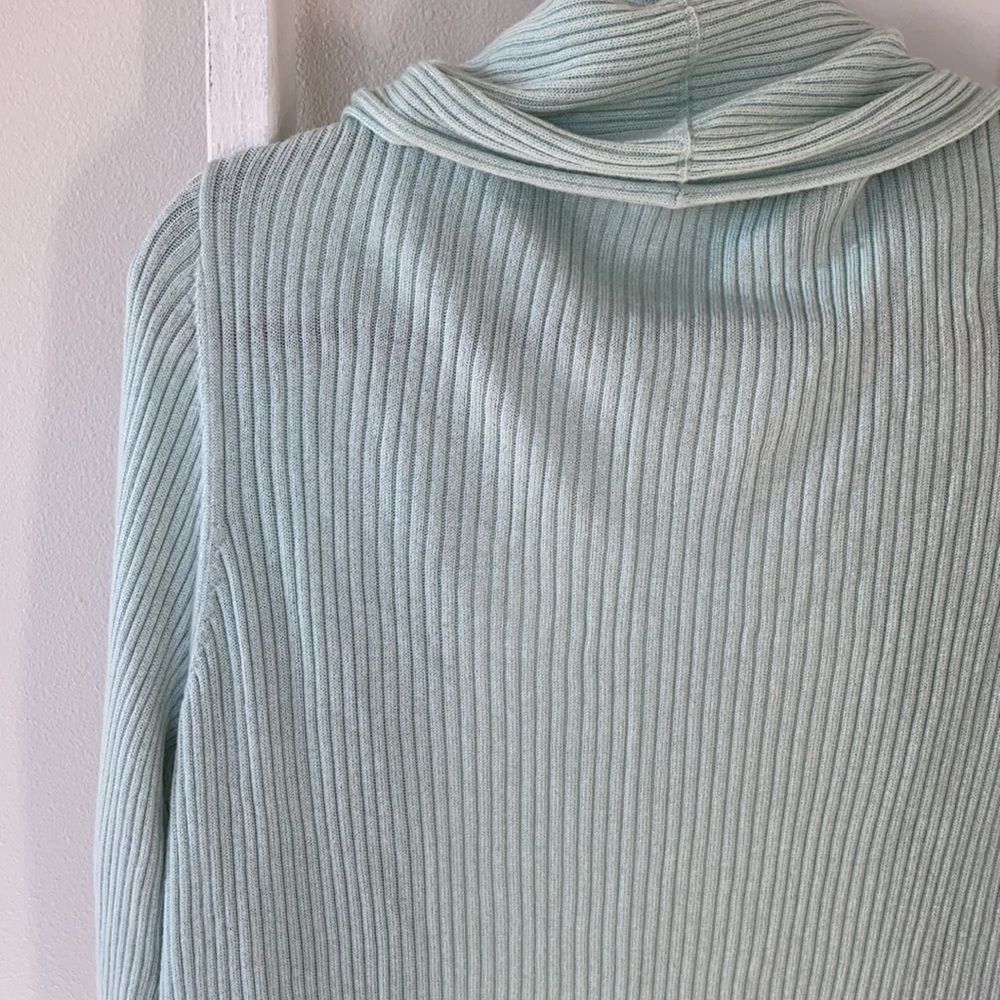 Leith Light Green Ribbed Cardigan - Picture 6 of 11